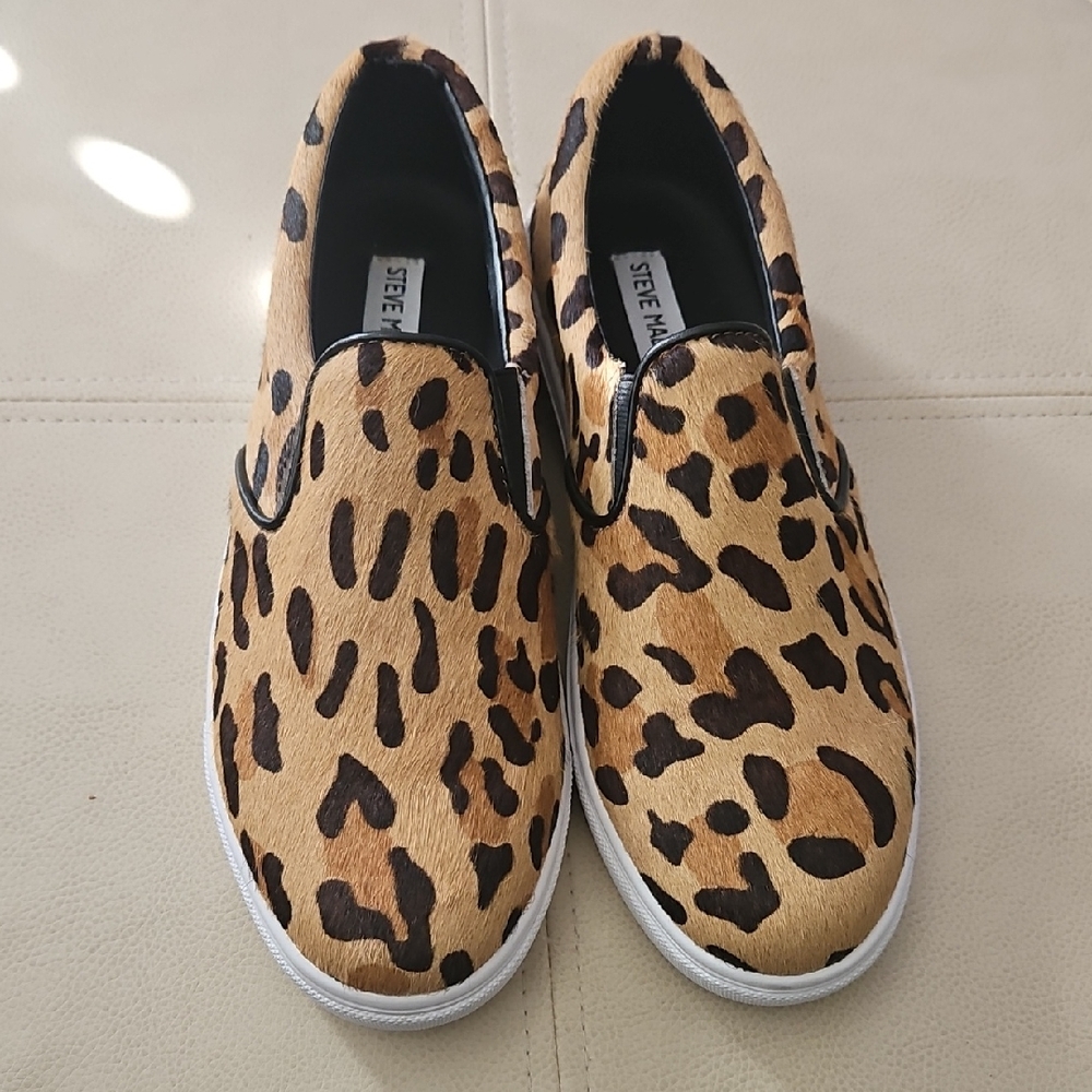 Steve Madden Tan and Black Leopard Sneakers